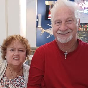 Meet your Posher, Debbie